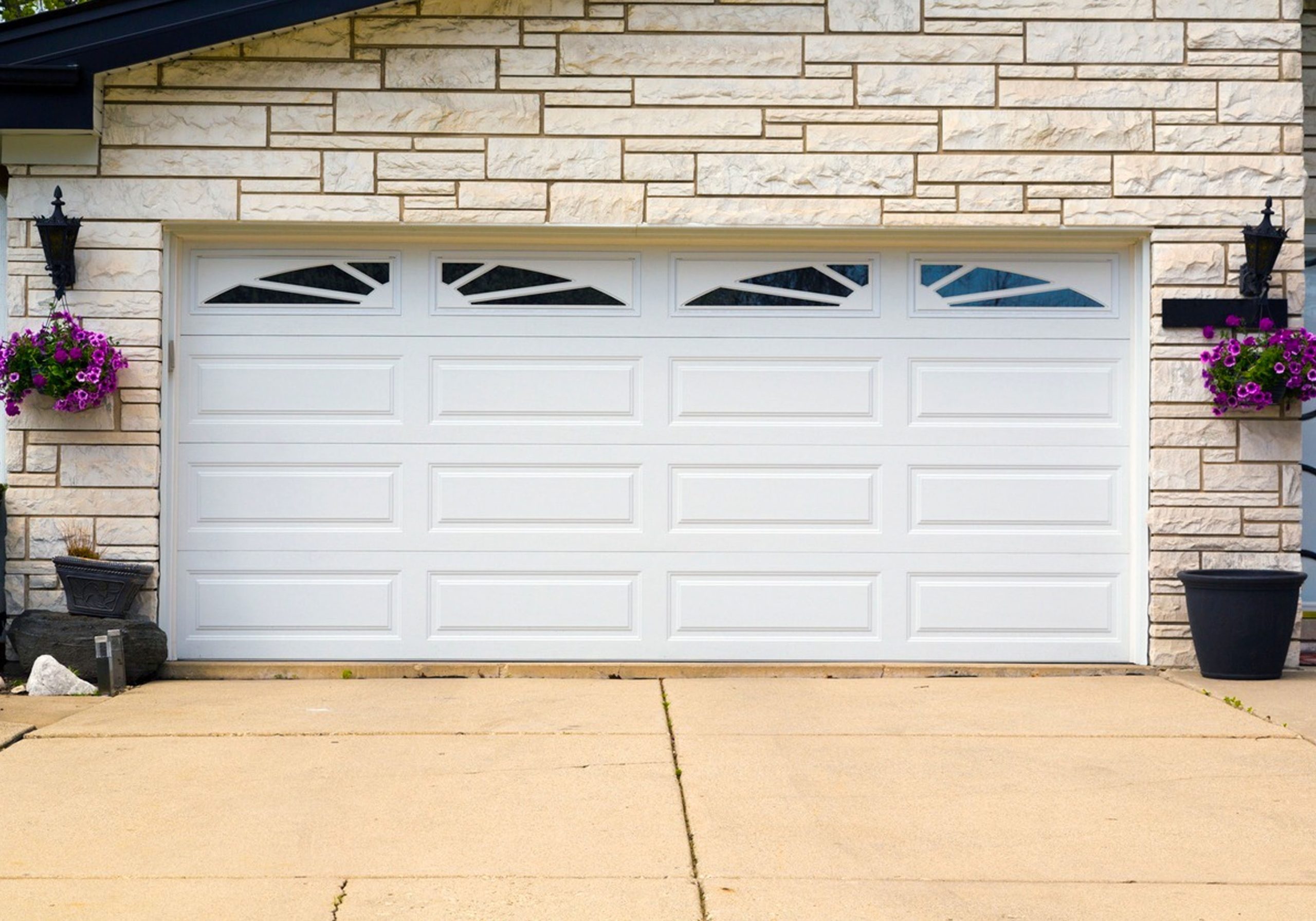 woodgaragedoorspraypaintinglondonafter